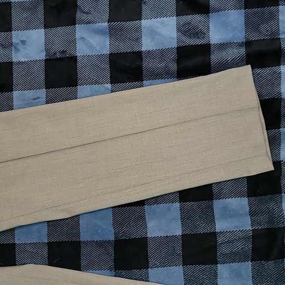 New With Tags. Lauren Ralph Lauren. Ultraflex slacks. Men's size w34 l32 - Picture 12 of 15